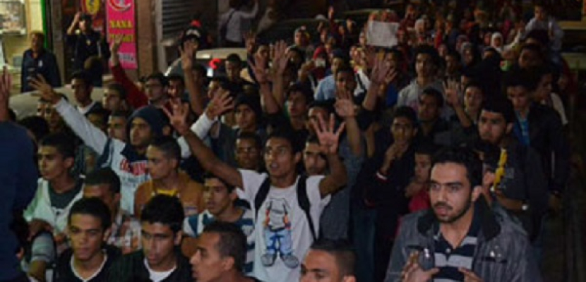 طلاب الإخوان ينظمون وقفة احتجاجية بكلية الفنون التطبيقية بجامعة حلوان