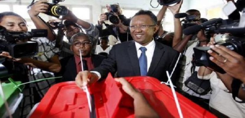 فوز رجاونريمامبيانينا بالرئاسة في مدغشقر
