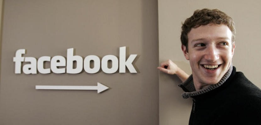 «فيس بوك» يسعى لشراء سماعات الواقع الافتراضي بملياري دولار