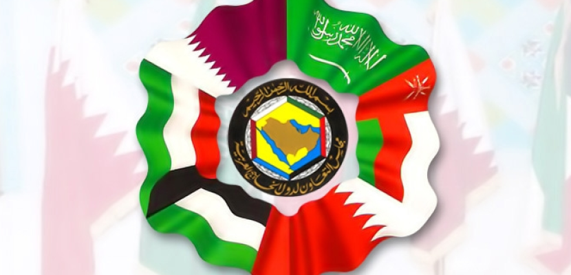أمير قطر يدعو دول الخليج إلى قمة مجلس التعاون بالدوحة