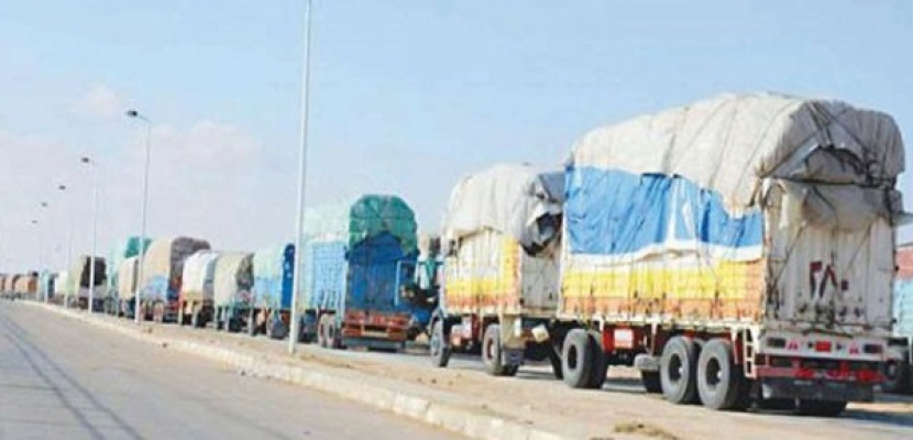 ميناء السلوم: بدء وصول الشاحنات المصرية التى كانت محتجزة بليبيا