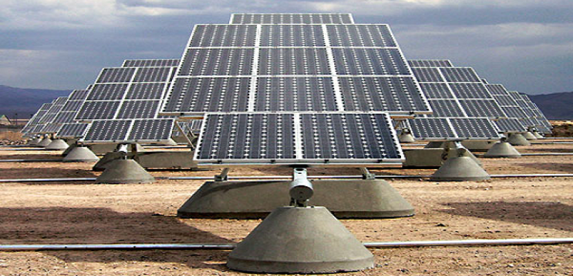 توقيع 7 اتفاقات جديدة لإتاحة أراضي لمشروعات توليد الكهرباء من الطاقة المتجددة