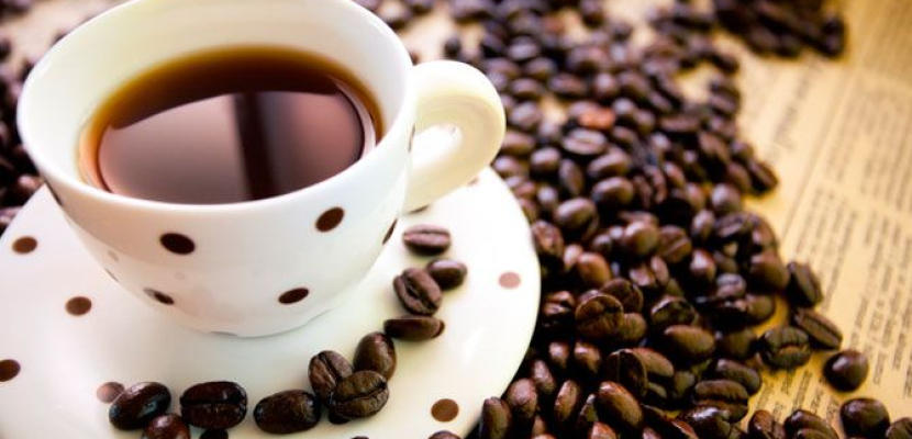 دراسة: 3 أكواب من القهوة يوميا تقلل من خطر انسداد شرايين القلب