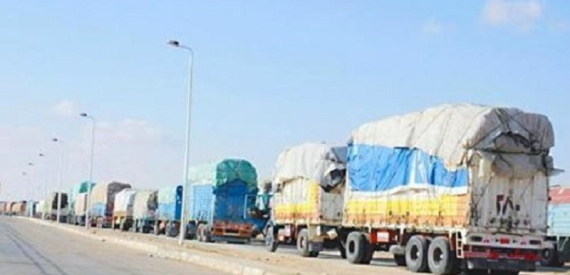 عبور عشرات الشاحنات الحدود المشتركة بين ليبيا ومصر