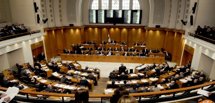 البرلمان اللبناني يفشل للمرة الـ21 في انتخاب رئيس للبلاد بسبب الانقسام السياسى