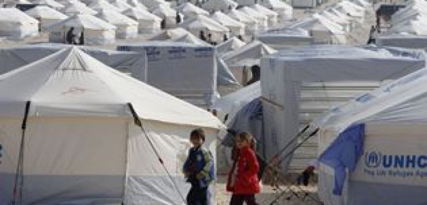 العفو الدولية: العالم يتجاهل محنة اللاجئين السوريين