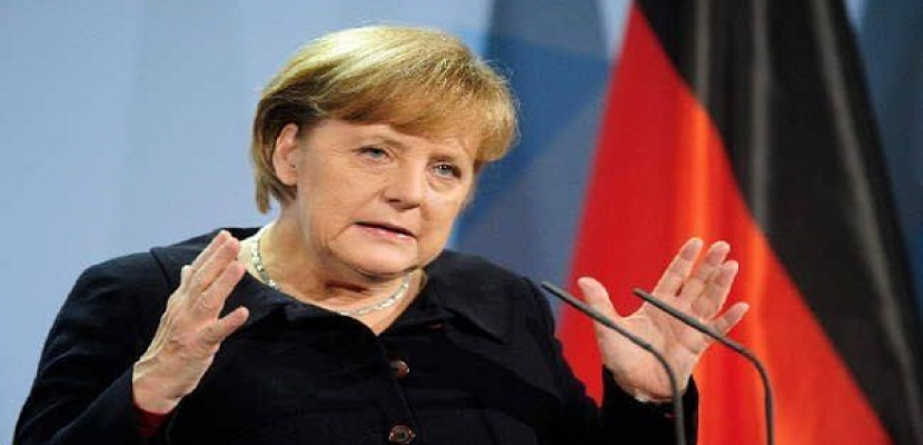 متحدثة: ميركل تستبعد مشاركة ألمانيا في ضربات جوية ضد “داعش”