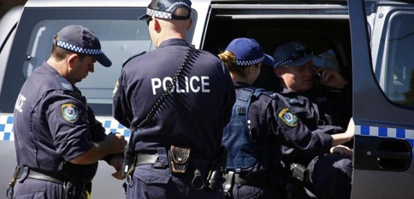 الشرطة تستخدم رزاز الفلفل لتفريق مظاهرة طلابية في أستراليا