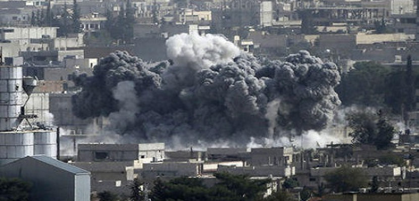 المرصد السوري: 30 غارة جوية تستهدف الدولة الإٍسلامية بالرقة