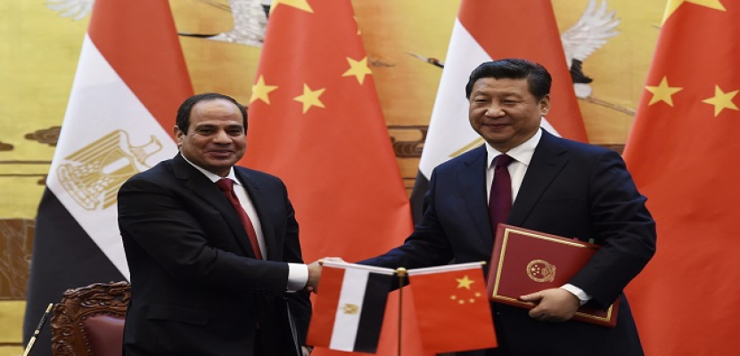 مصر والصين يوقعان بيانا مشتركا لإقامة علاقات شراكة استراتيجية شاملة