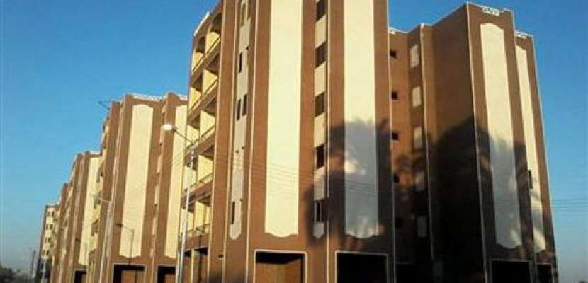 بدء تسليم الوحدات السكنية الجديدة لسكان منطقة الضمرانية غير الآمنة بمدينة نجع حمادي بقنا