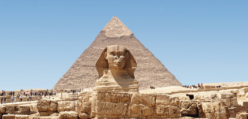 4455 مصريا وأجنبيا يزورون الأهرامات في 3 أيام رغم سوء الأحوال الجوية