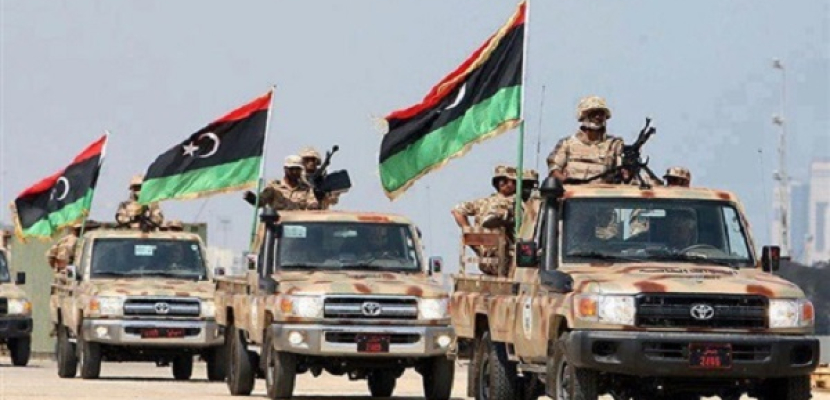 القوات المسلحة الليبية تستهدف تجمع للجماعات الإرهابية في بنغازي