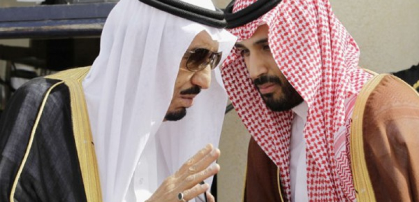 صحيفة “لوموند” تكشف عن الأسباب الحقيقية للتغيير في السعودية