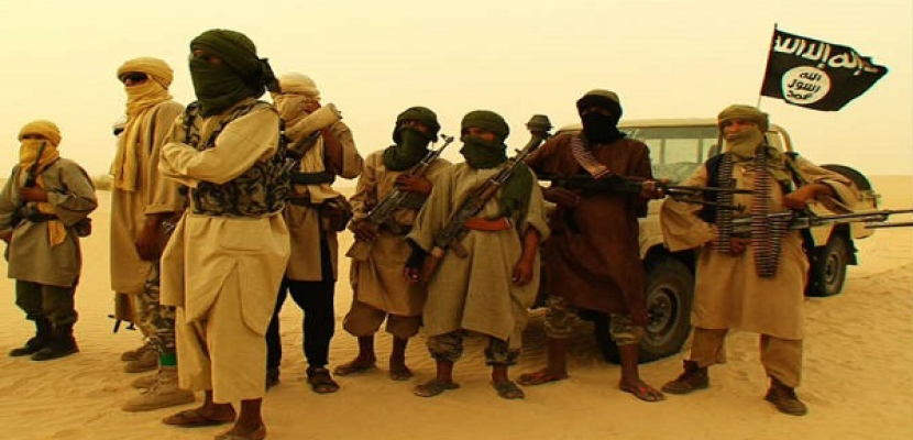 “القاعدة” يهاجم معسكراً فى محافظة حضرموت اليمنية