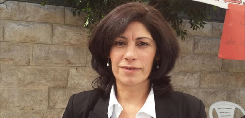 إسرائيل تعتقل النائبة الفلسطينية خالدة جرار من منزلها في رام الله