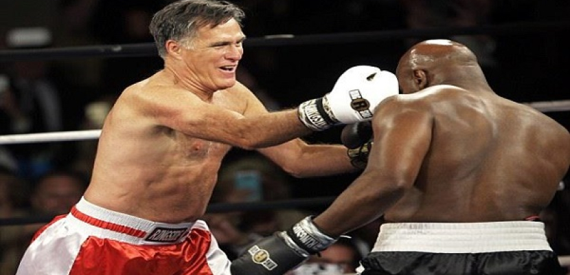 منافس أوباما السابق يخوض غمار الملاكمة