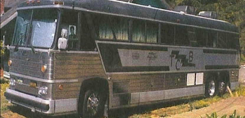 بيع حافلة الفيس بريسلي بـ 270 ألف دولار