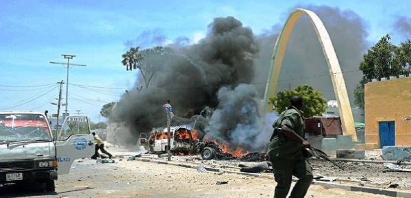 سقوط 10 قتلى في تفجيرين منفصلين بالعاصمة الصومالية مقديشيو