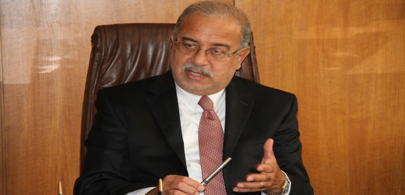 إسماعيل يطالب الوزارات بتجهيز الصيغة النهائية للمشروعات لعرضها على مجلس النواب