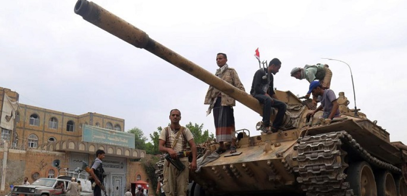 القوات الشرعية تعتقل قائد حوثي في إب .. ومواجهات في الضالع