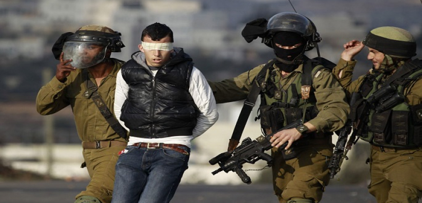 قوات الاحتلال تعتقل 27 فلسطينيا فى الضفة الغربية