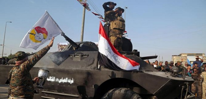 مئات العراقيين بينهم عناصر من داعش يسلمون أنفسهم لقوات البيشمركة بكركوك