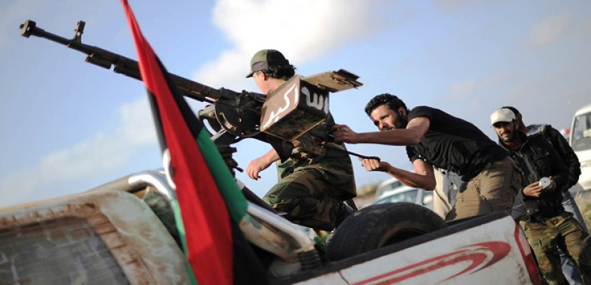 مقتل 12 جنديا ليبيا في انفجار سيارة مفخخة ببنغازي