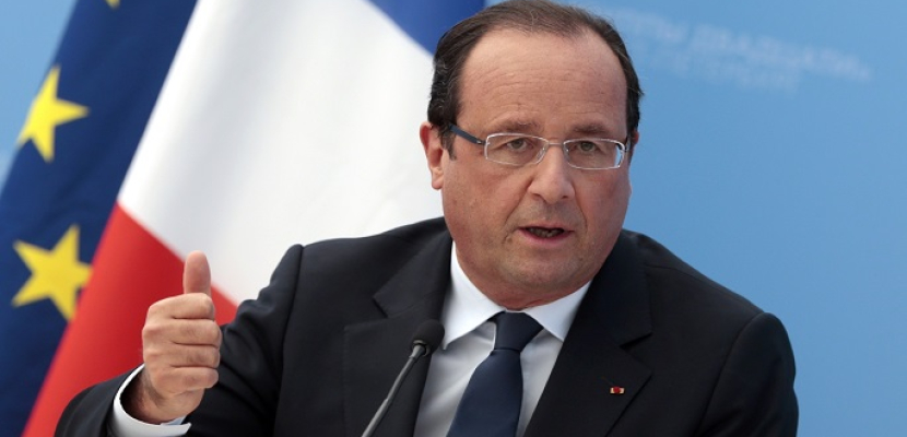 هولاند : سنسحب حق اللجوء ممن يهددون أمن فرنسا وشعبها