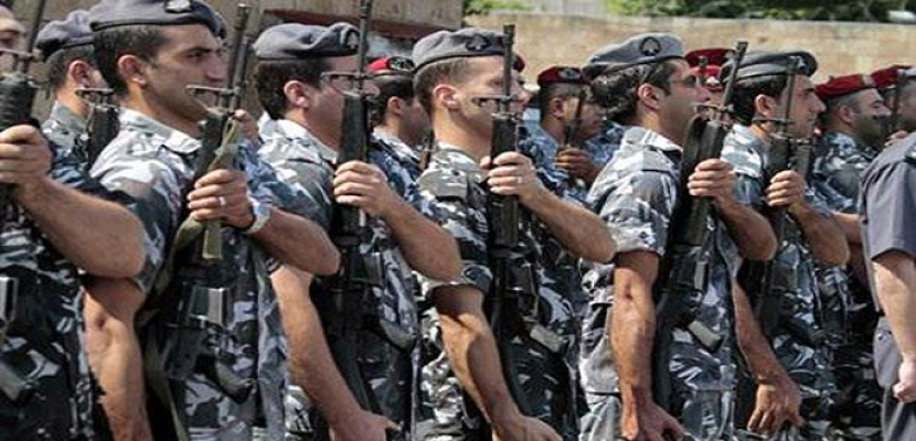 الجيش اللبناني يقصف تحركات الإرهابيين في جرود رأس بعلبك