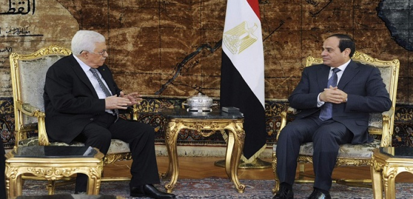 السيسى يؤكد لعباس دعم مصر لمبادرات تسوية القضية الفلسطينية