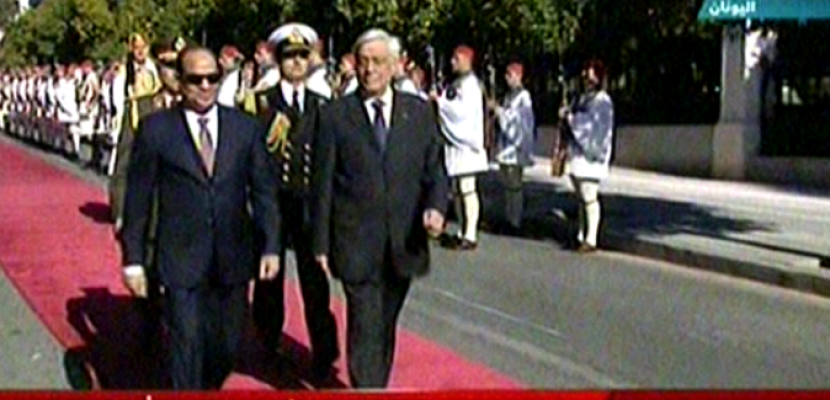 مراسم الاستقبال الرسمي للرئيس السيسي أمام مقر الرئاسة اليونانية 08-12-2015