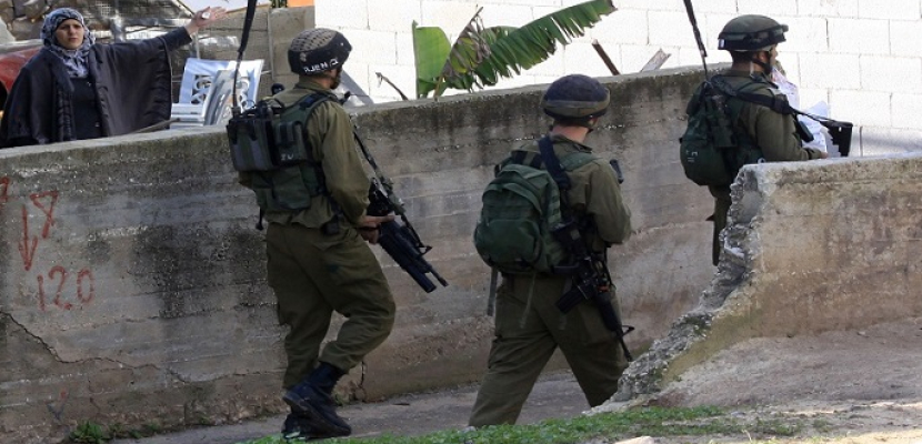 إصابة فلسطينية برصاص إسرائيلي في الخليل بذريعة محاولة طعن