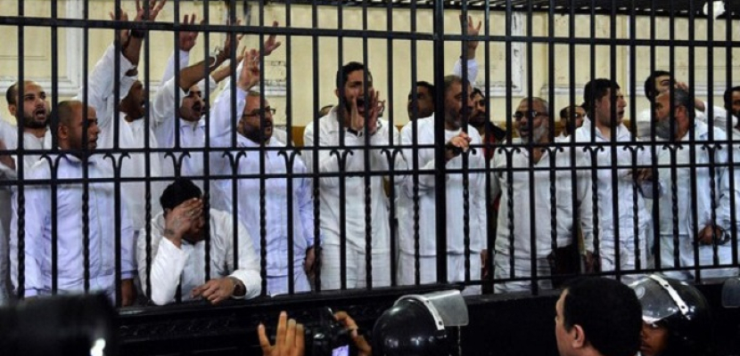 جنايات القاهرة تستكمل اليوم محاكمة 156 متهماً بـ”مذبحة كرداسة”