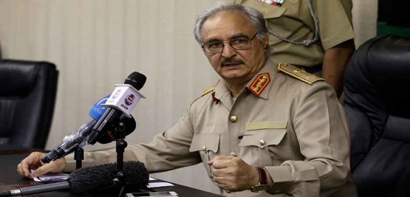 خليفة حفتر قائد الجيش الليبى يصل القاهرة