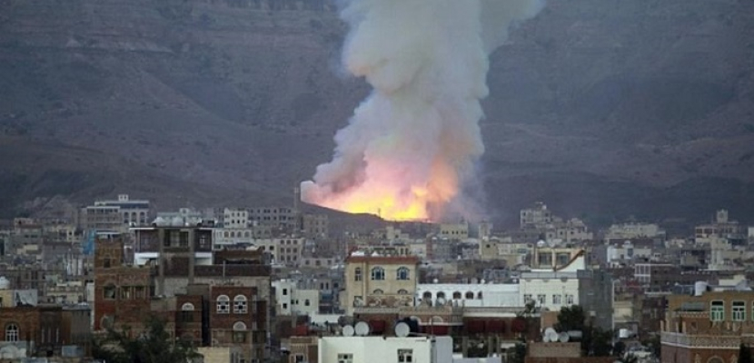 23 قتيلاً وعشرات المصابين فى غارات للتحالف على معسكرات الحوثيين بتعز