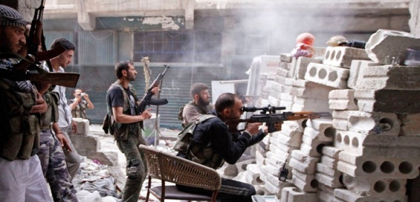 المرصد السوري: عمليات قصف واشتباكات بين النظام والمعارضة في عدة مناطق