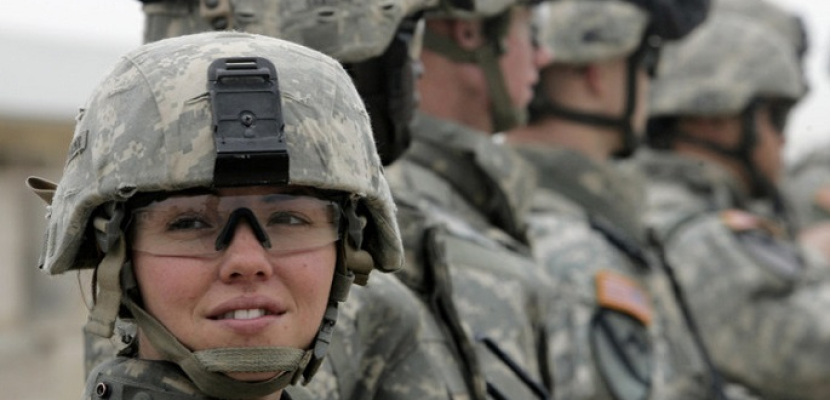 ترقية 22 امرأة لرتبة ضابط فى وحدات قتالية بأمريكا