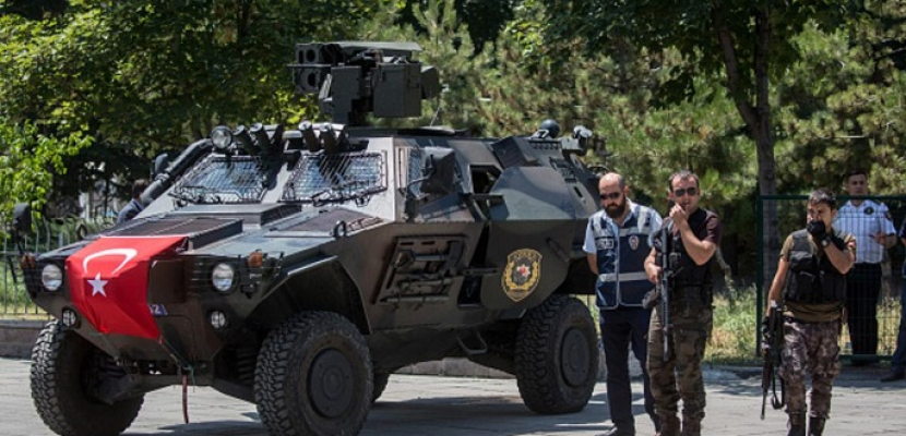تركيا تغلق 4 منظمات غير حكومية لأسباب تتعلق بـ “الأمن القومي”