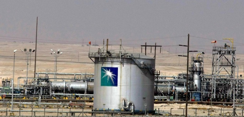 الشرق الأوسط : روسيا تقول إن محادثات النفط مع السعودية تتطور