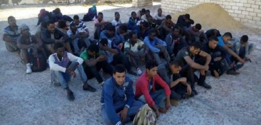 الجيش: حرس الحدود يحبط محاولة 366 شخصا للهجرة غير الشرعية