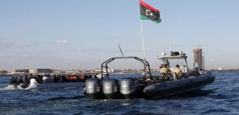 البحرية الليبية تنقذ 700 مهاجر غير شرعي من الغرق قرب سواحل مدينة صبراتة