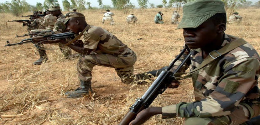 النيجر تعلن مقتل 120 إرهابياً خلال عملية عسكرية مشتركة مع القوات الفرنسية جنوب غربي البلاد