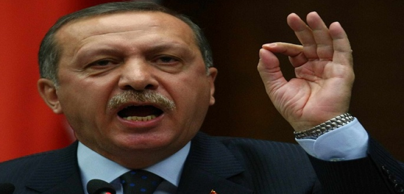 أردوغان: تركيا ستسحق المسلحين الأكراد المتبقين في المنطقة الآمنة بسوريا