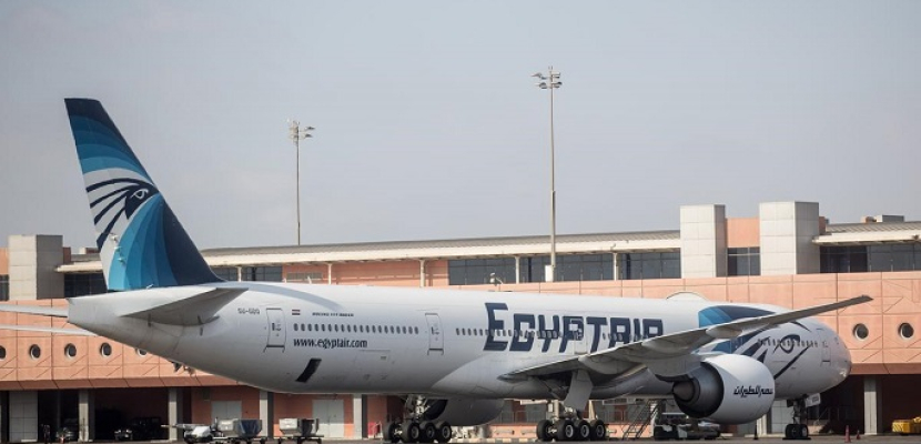 مصر للطيران تسير اليوم 18 رحلة لنقل 3880 معتمرا إلى الأراضى المقدسة