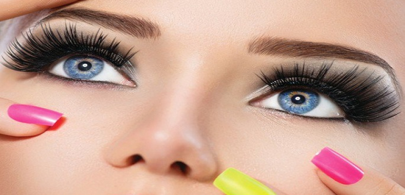 وصفات طبيعية لعلاج جفاف الجلد حول العينين