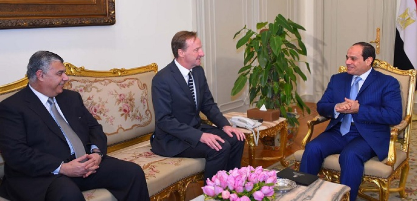 رئيس الاستخبارات البريطانية يؤكد للسيسى على أهمية تكثيف التعاون الامنى بين مصر وبريطانيا