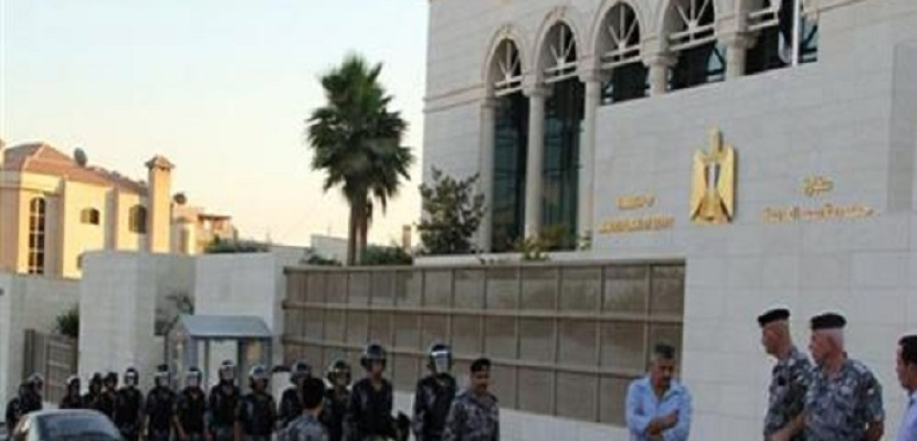 الرئيس العراقي يتسلم أوراق اعتماد سفير مصر الجديد في بغداد