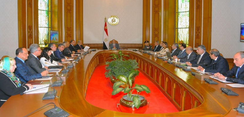 الرئيس السيسي يوجه باستكمال آليات منح تأشيرات الدخول الالكترونية إلى مصر بحلول مايو