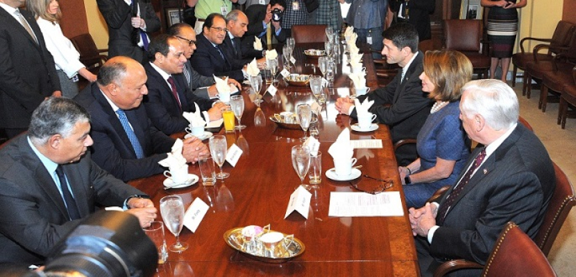 بالصور .. الرئيس السيسى يلتقى بعدد من قيادات مجلسى الشيوخ والنواب بالكونجرس